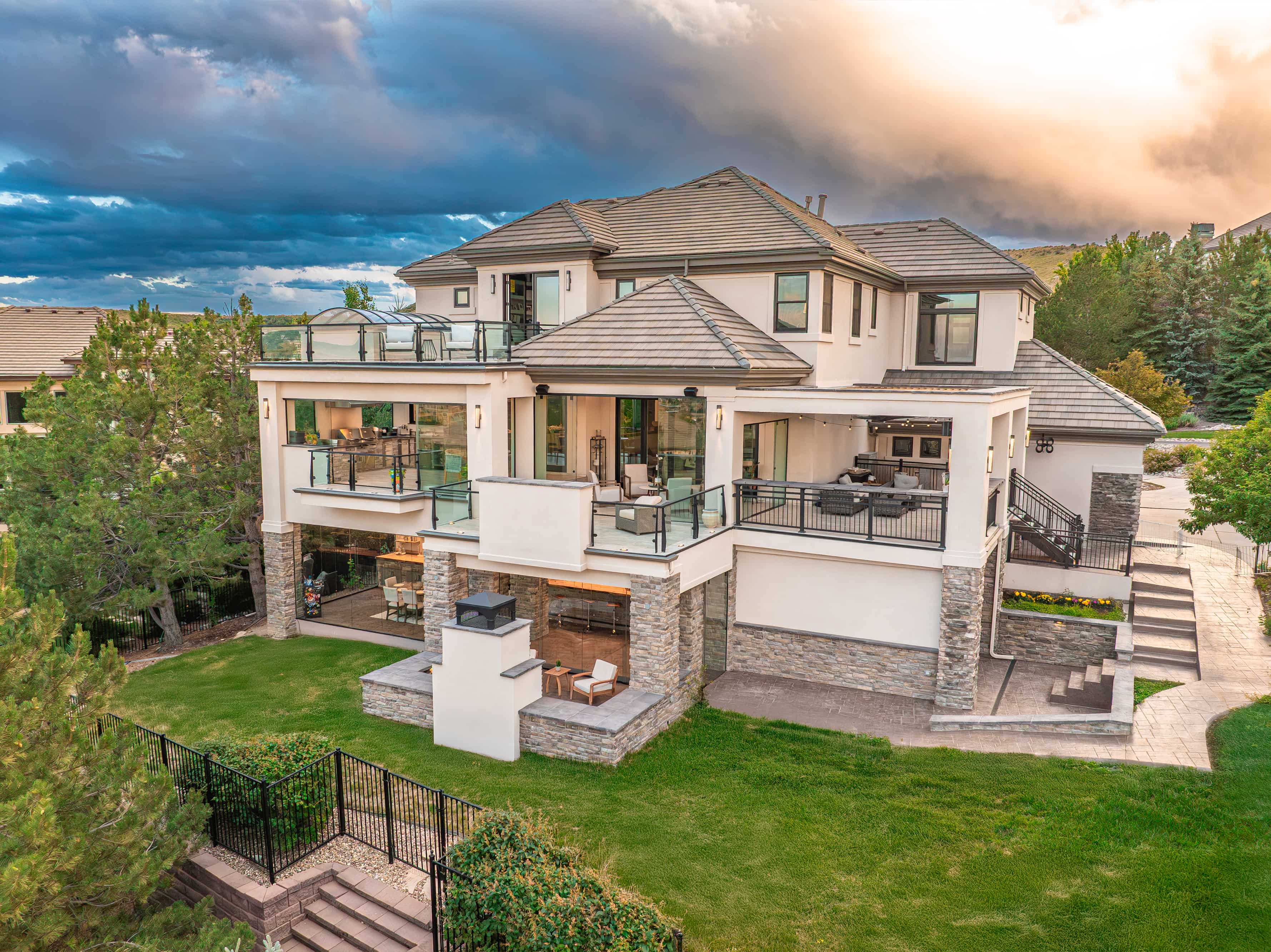Multi-Level Masterpiece